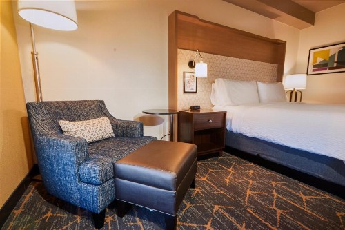 Holiday Inn Oakland Airport an IHG Hotel - image 12