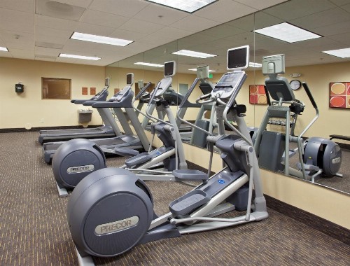 Holiday Inn Oakland Airport an IHG Hotel - image 32