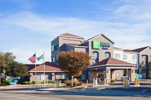 Holiday Inn Express & Suites Oakland - Airport an IHG Hotel - image 15