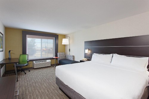 Holiday Inn Express & Suites Oakland - Airport an IHG Hotel - image 18