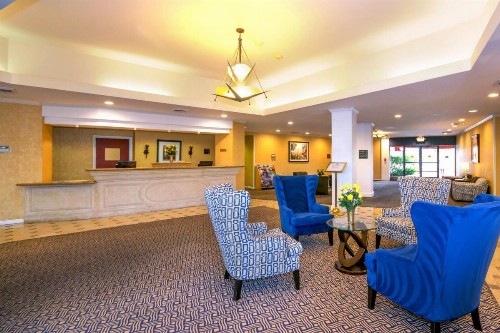 Oakland Airport Executive Hotel - image 17