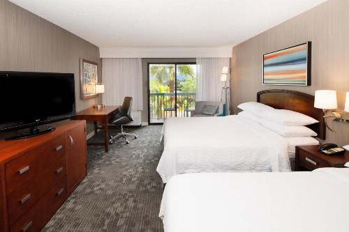 Courtyard by Marriott Oakland Airport - image 13