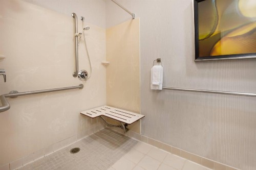 Courtyard by Marriott Oakland Airport - image 31