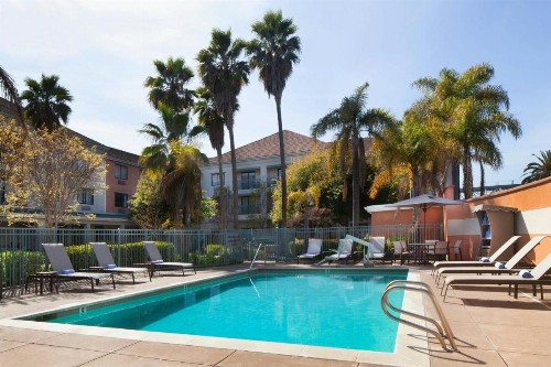 Courtyard by Marriott Oakland Airport - image 50