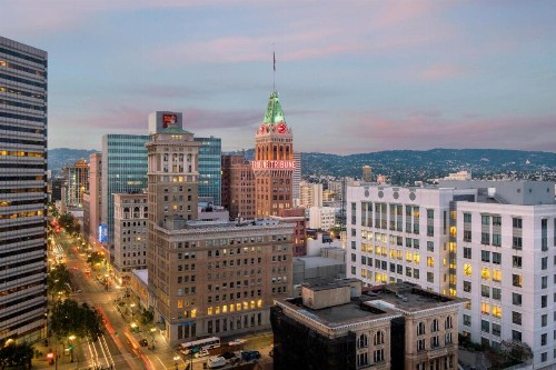 Oakland Marriott City Center - image 21