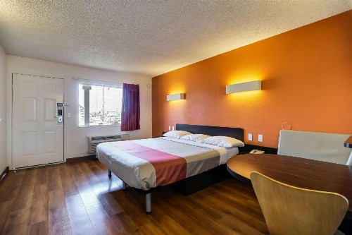 Motel 6-Oakland CA - Embarcadero - image 35