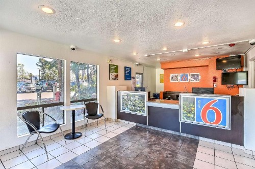 Motel 6-Oakland CA - Embarcadero - image 48