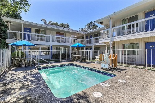 Motel 6-Oakland CA - Embarcadero - image 9