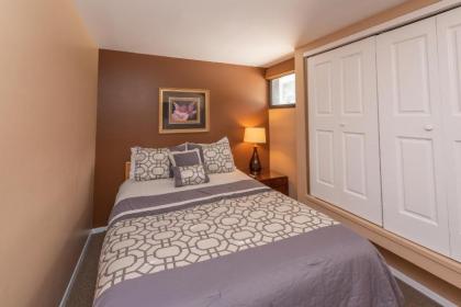 512G - Lakefront 2 Bedroom Condo with Private Balcony! - image 1