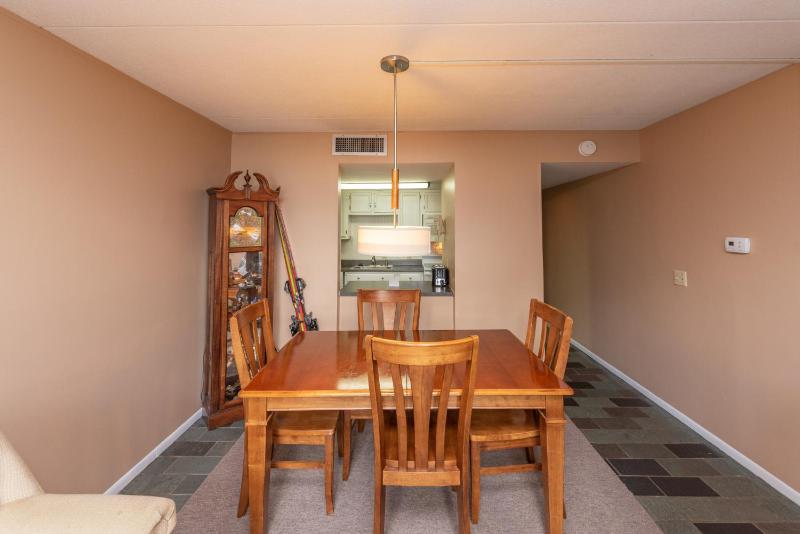 512G - Lakefront 2 Bedroom Condo with Private Balcony! - image 6
