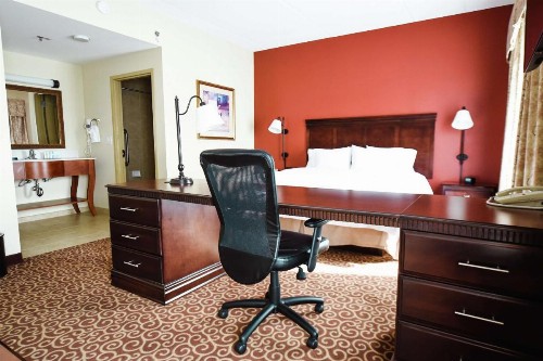 Hampton Inn & Suites Ocala - Belleview - image 17