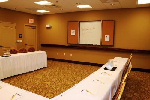 Hampton Inn & Suites Ocala - Belleview - image 20