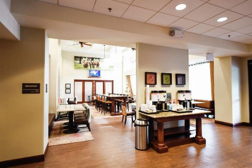 Hampton Inn & Suites Ocala - Belleview - image 4