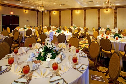 Holiday Inn Hotel & Suites Ocala Conference Center an IHG Hotel - image 23