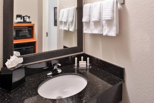 Fairfield Inn & Suites by Marriott Ocala - image 11