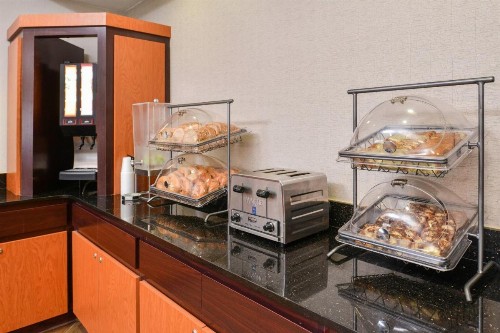 Fairfield Inn & Suites by Marriott Ocala - image 22