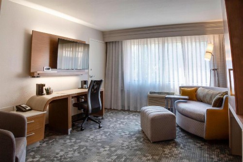 Courtyard by Marriott Ocala - image 18