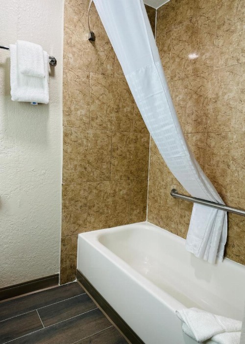 Days Inn by Wyndham Ocala North - image 18