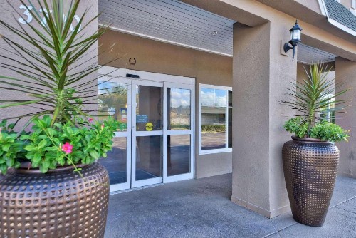 Country Inn & Suites by Radisson Ocala FL - image 2