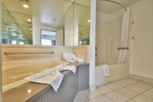 Country Inn & Suites by Radisson Ocala FL - image 44