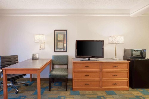 La Quinta by Wyndham Ocala - image 16