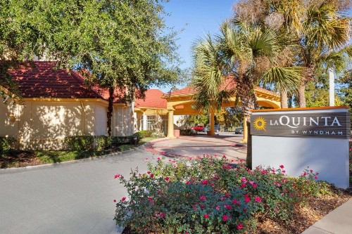 La Quinta by Wyndham Ocala - image 2