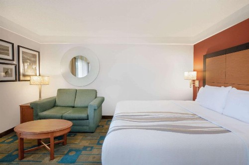 La Quinta by Wyndham Ocala - image 20