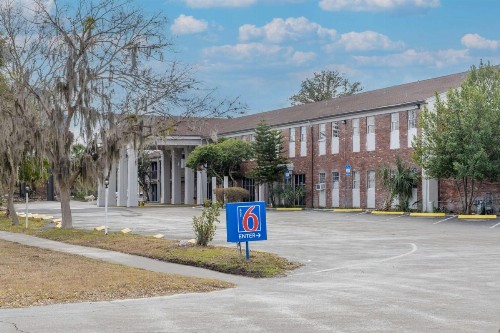 Motel 6-Ocala FL - Conference Center