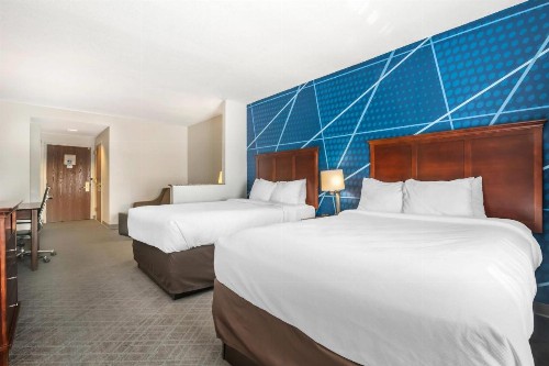 Comfort Suites Ocala North - image 13