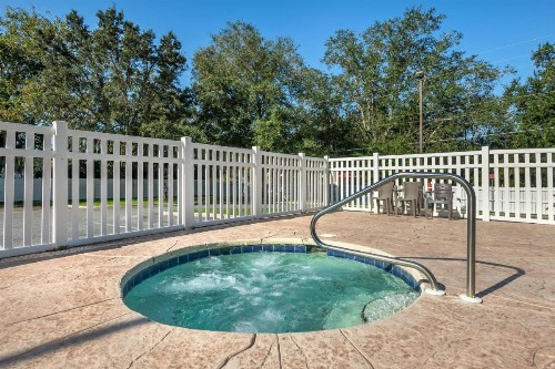 Comfort Suites Ocala North - image 30