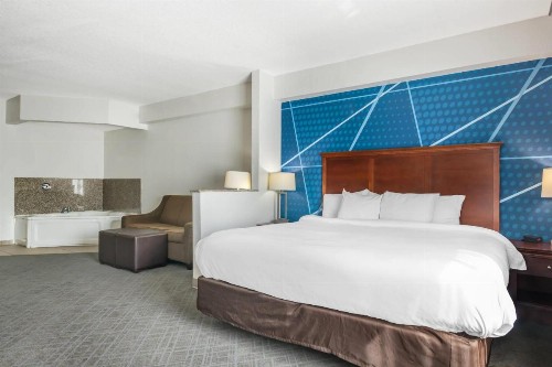 Comfort Suites Ocala North - image 31