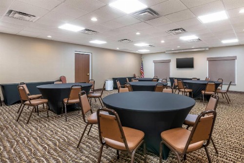 Comfort Suites Ocala North - image 7