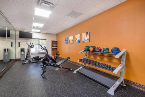 Comfort Suites Ocala North - image 8