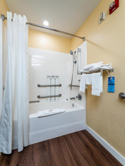 Microtel Inn and Suites Ocala - image 35