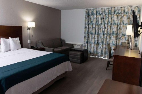 Days Inn by Wyndham Ocala West - image 14