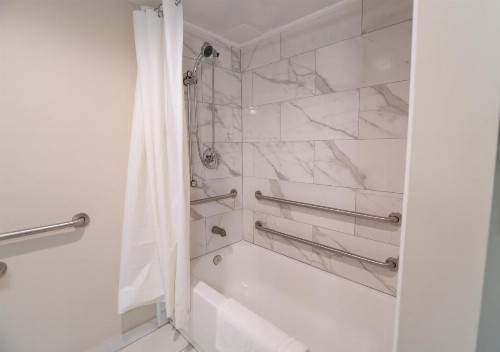 Equus Inn - image 39