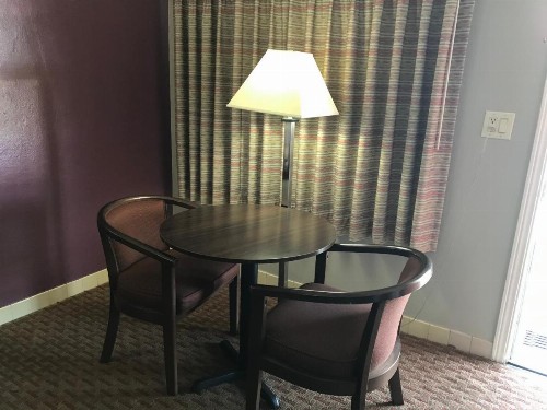 Silver Princess Motel - image 21