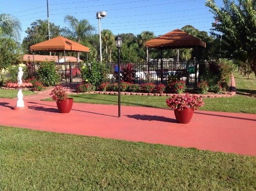 Silver Princess Motel - image 34