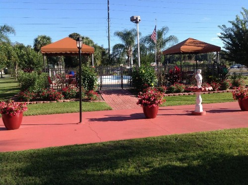 Silver Princess Motel - image 35