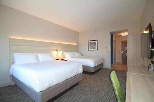 Holiday Inn Express & Suites Ocala an IHG Hotel - image 19