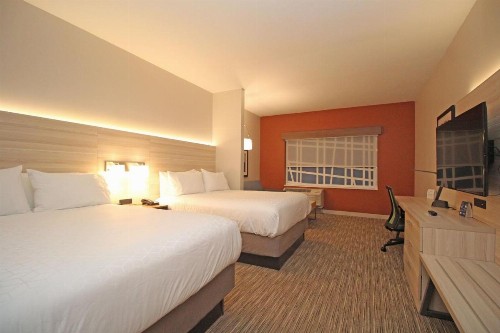 Holiday Inn Express & Suites Ocala an IHG Hotel - image 35