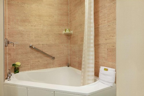 Hilton Suites Ocean City Oceanfront - image 37
