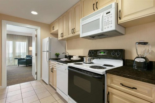 Hilton Suites Ocean City Oceanfront - image 47