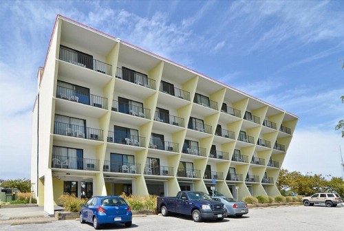 Sea Bay Hotel - image 21