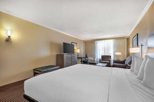 Best Western Ocean City Hotel and Suites - image 16