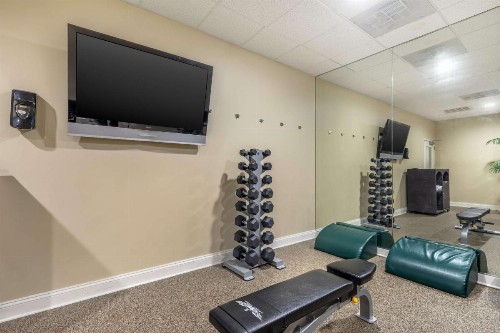 Best Western Ocean City Hotel and Suites - image 27