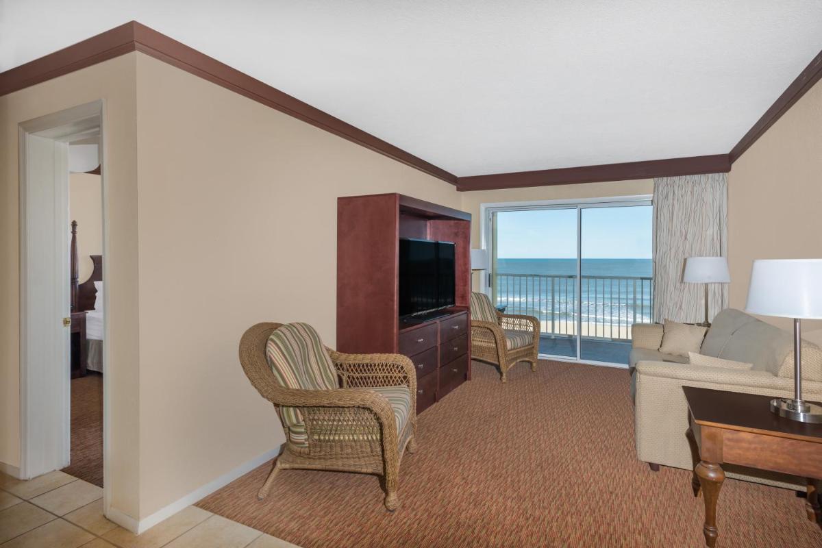 Days Inn by Wyndham Ocean City Oceanfront - image 2