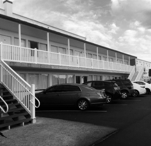 Cabana Motel - image 30