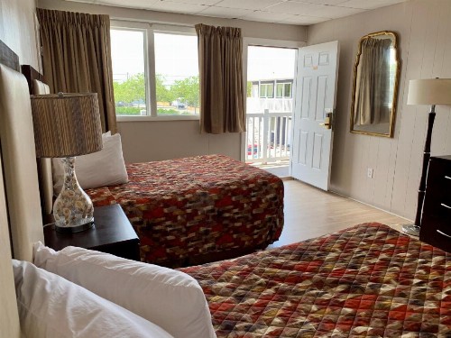 Cabana Motel - image 32