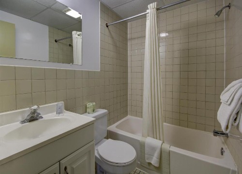 Crystal Sands Motel - image 6